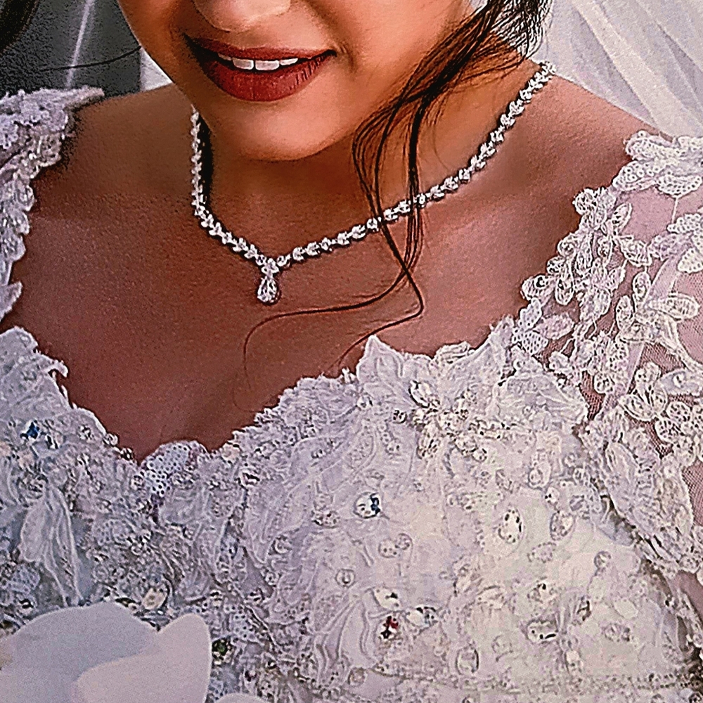 Wedding gown/dress